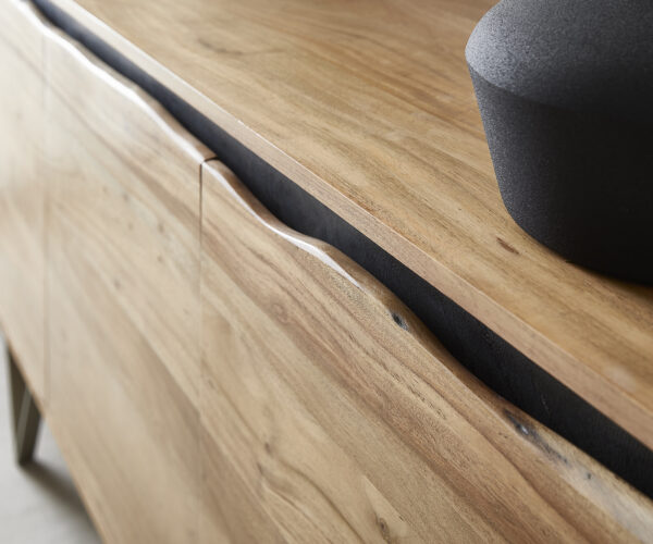 Komoda Stonegrace 147x45 cm akácie natural 3 dveře s přírodním okrajem - Image 6