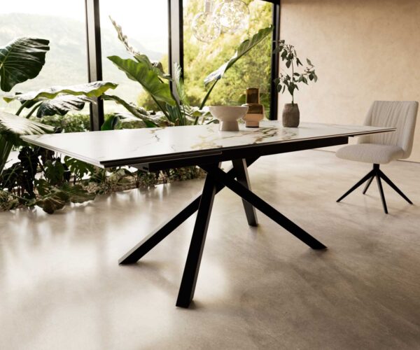 Jídelní stůl Edge keramika Calacatta Luxe bílá-zlatá-šedá 200-300x100 cm, křížová kovová černá podnož, rozkládací - Image 7