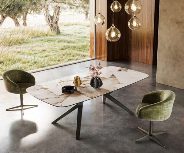 Jídelní stůl Edge lodě tvarovaný keramický Patagonia Lappato 240x120 Zhentara s úhlovým kovovým efektem titanového povrchu - Image 7