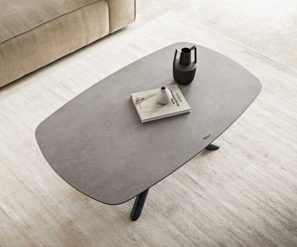 Konferenční stolek Sarita 120x70 cm keramika aspetto concreto betonově šedý kovový rám černý - Image 5