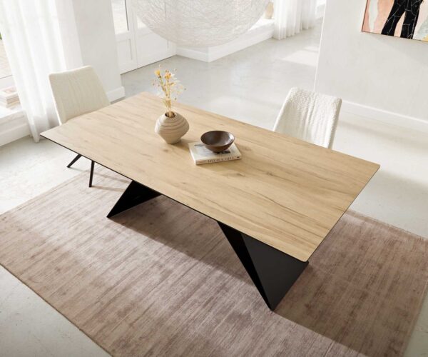 Jídelní stůl Edge keramika Laminam® Sabbia dubová barva 200x100 V-noha plochý kov černý - Image 6