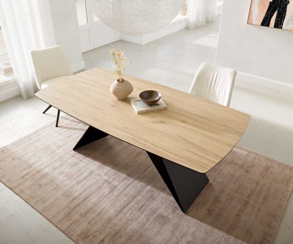 Jídelní stůl Edge lodě tvarovaný keramický Laminam® Sabbia dubová barva 200x100 V-noha plochý kov černý - Image 5