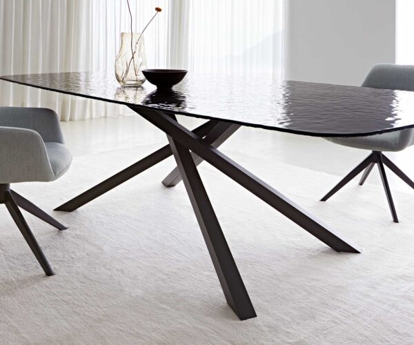 Jídelní stůl Edge lodě tvarované reliéfní sklo kouřově černé 3D design 240x120 křížová podnož obdélníkový kov černý - Image 7