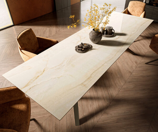 Jídelní stůl Edge 300x100 keramika Laminam® Onice Oro Zenthara s úhlovým kovovým efektem titanového provedení - Image 4